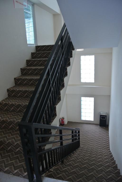 Hotel 72 Rangun Kültér fotó