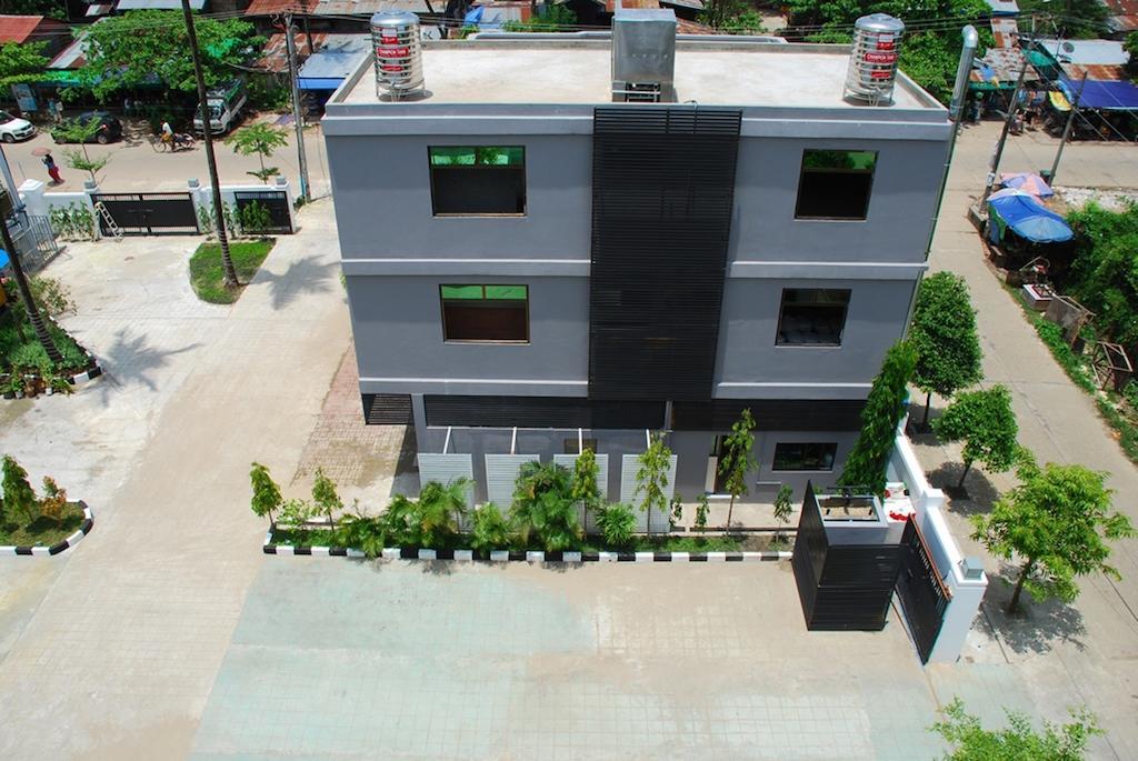 Hotel 72 Rangun Kültér fotó