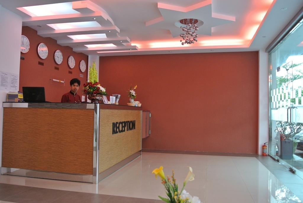 Hotel 72 Rangun Kültér fotó