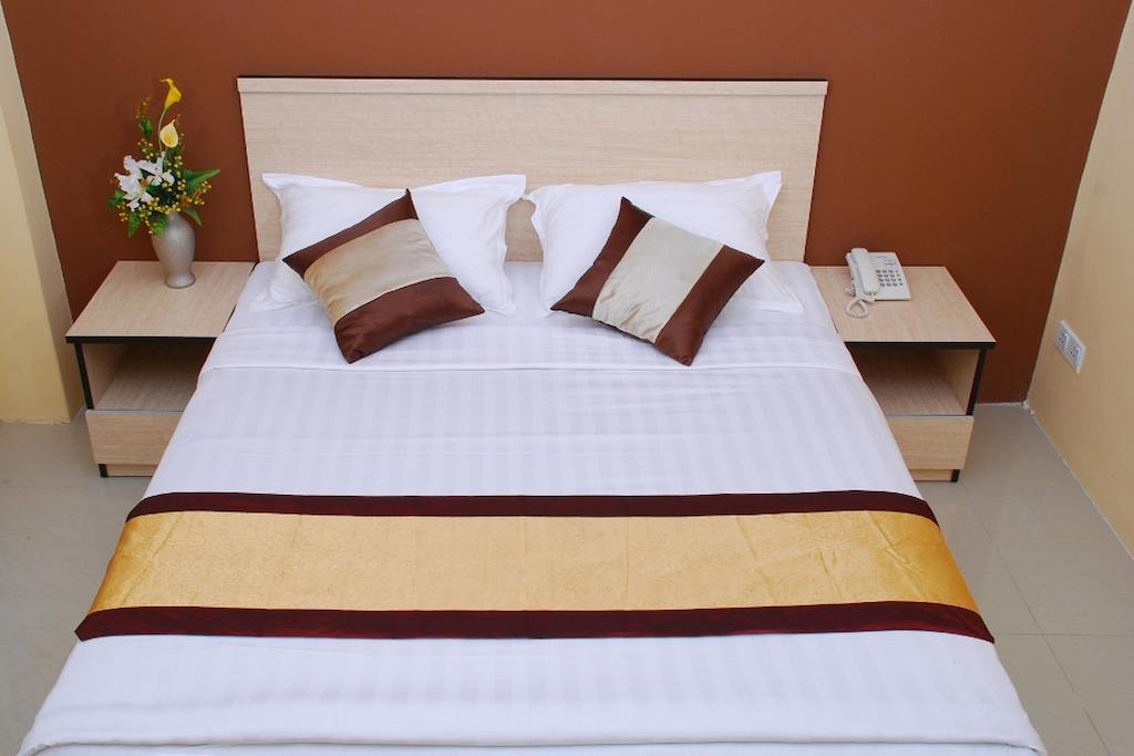 Hotel 72 Rangun Szoba fotó