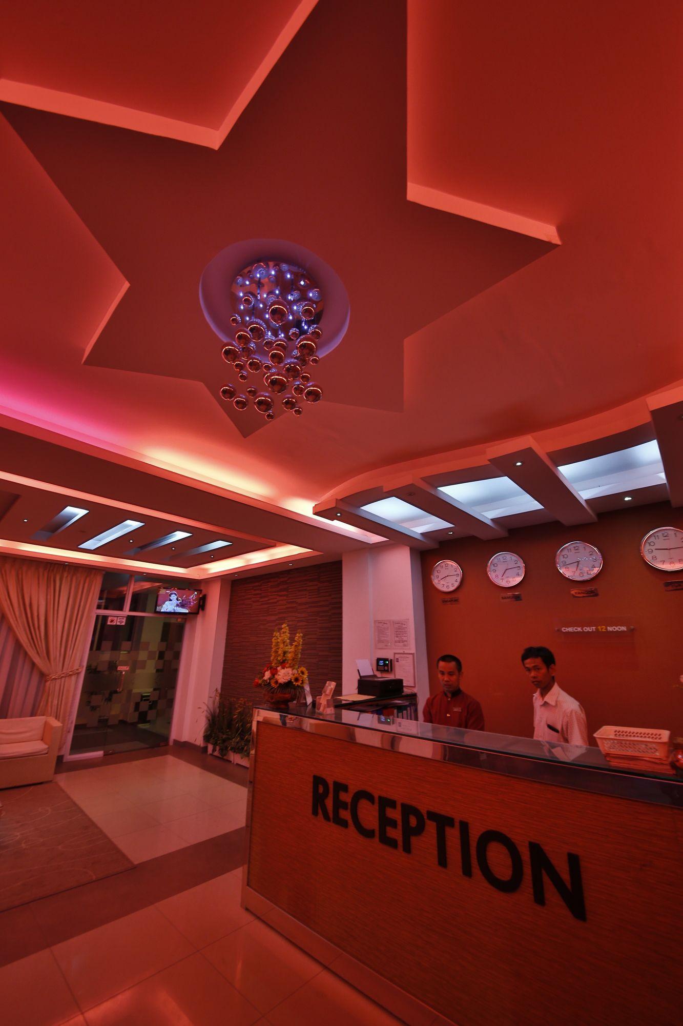 Hotel 72 Rangun Kültér fotó