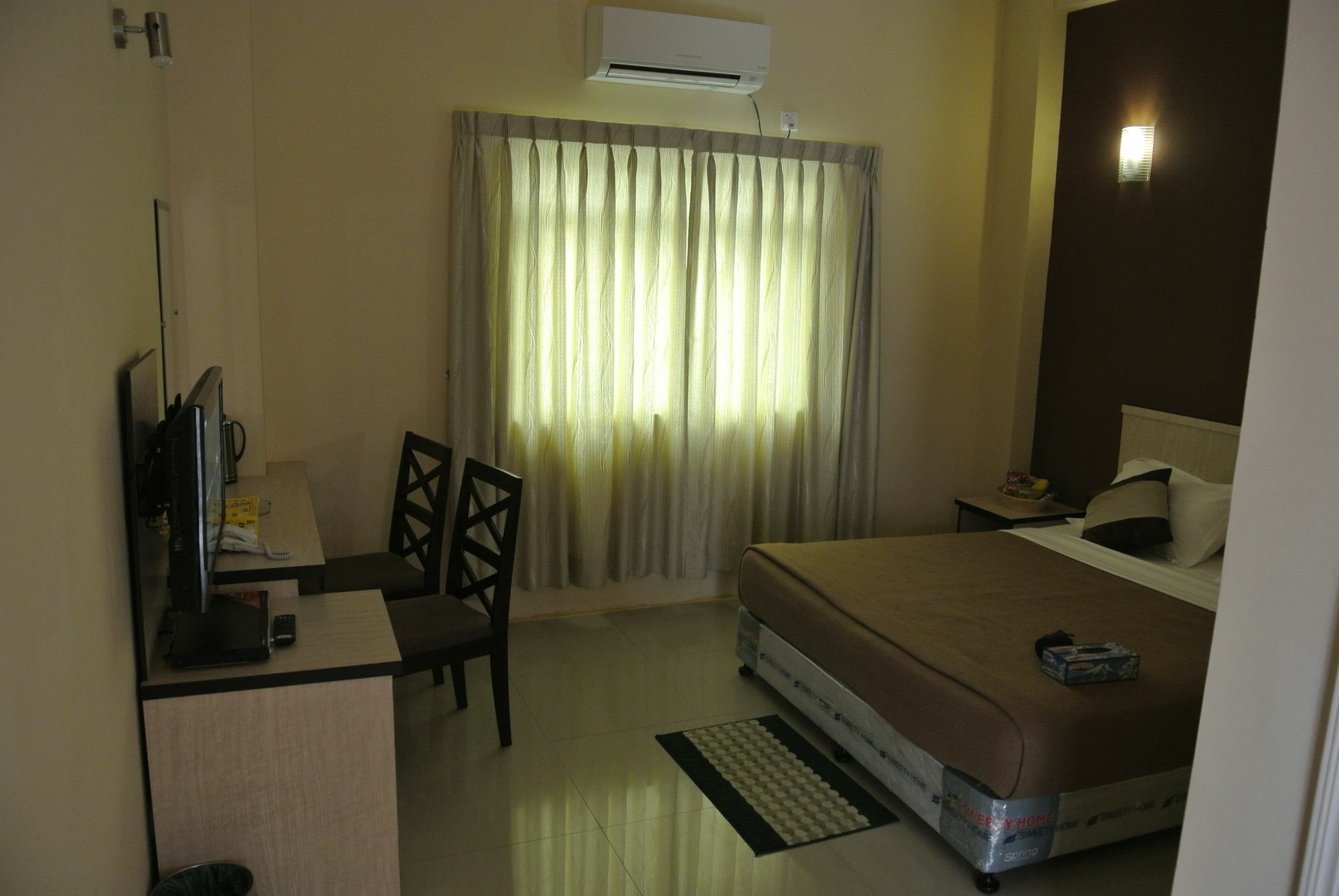 Hotel 72 Rangun Kültér fotó