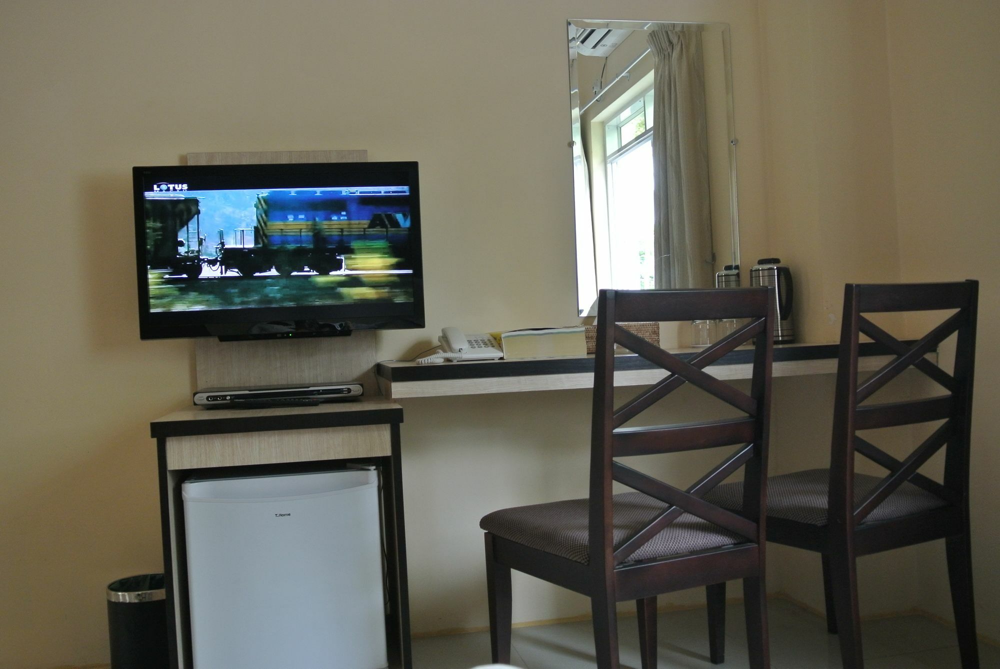 Hotel 72 Rangun Kültér fotó