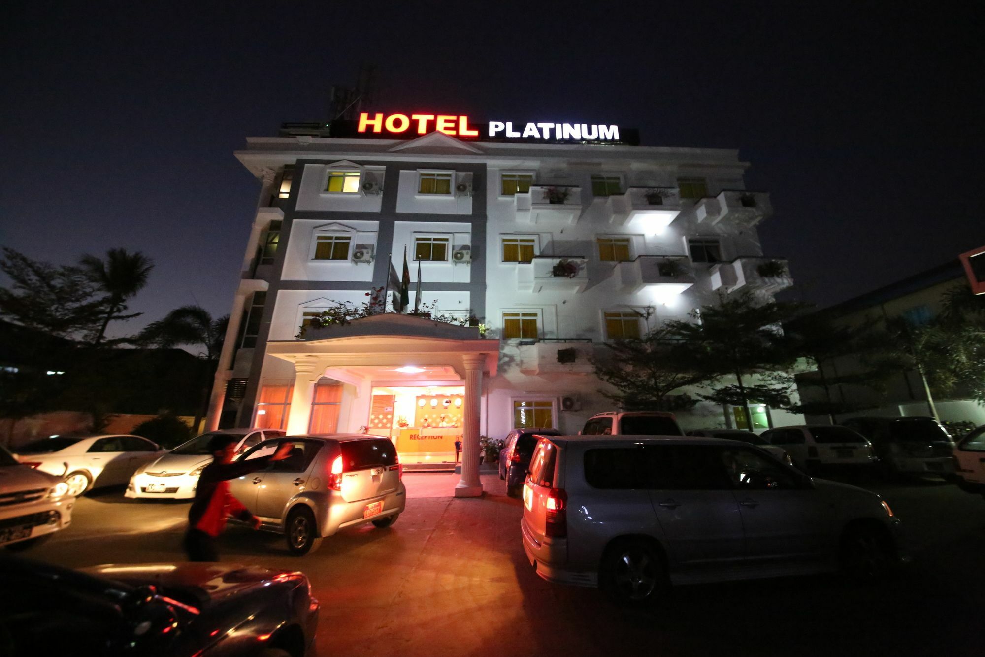 Hotel 72 Rangun Kültér fotó