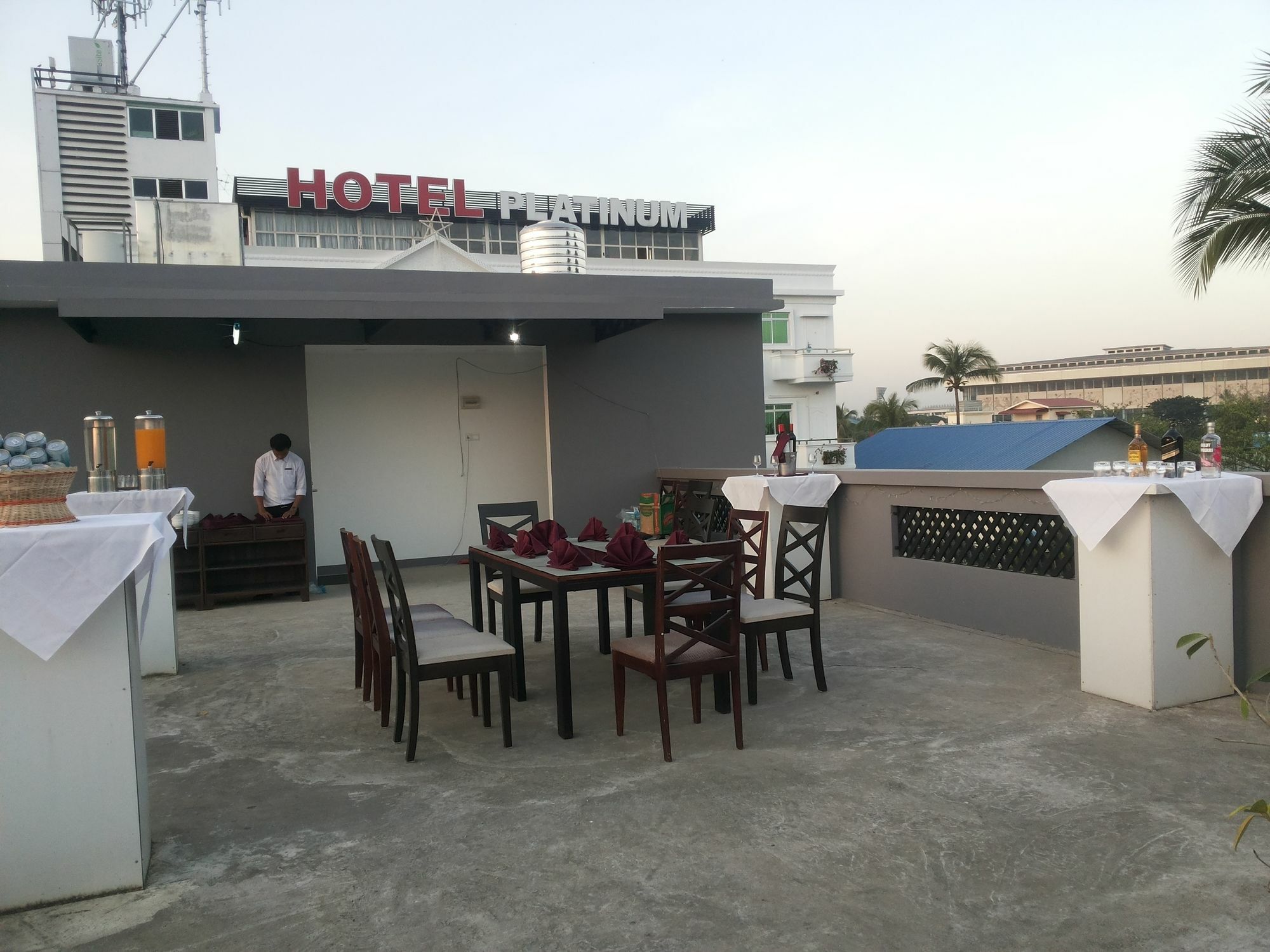 Hotel 72 Rangun Kültér fotó