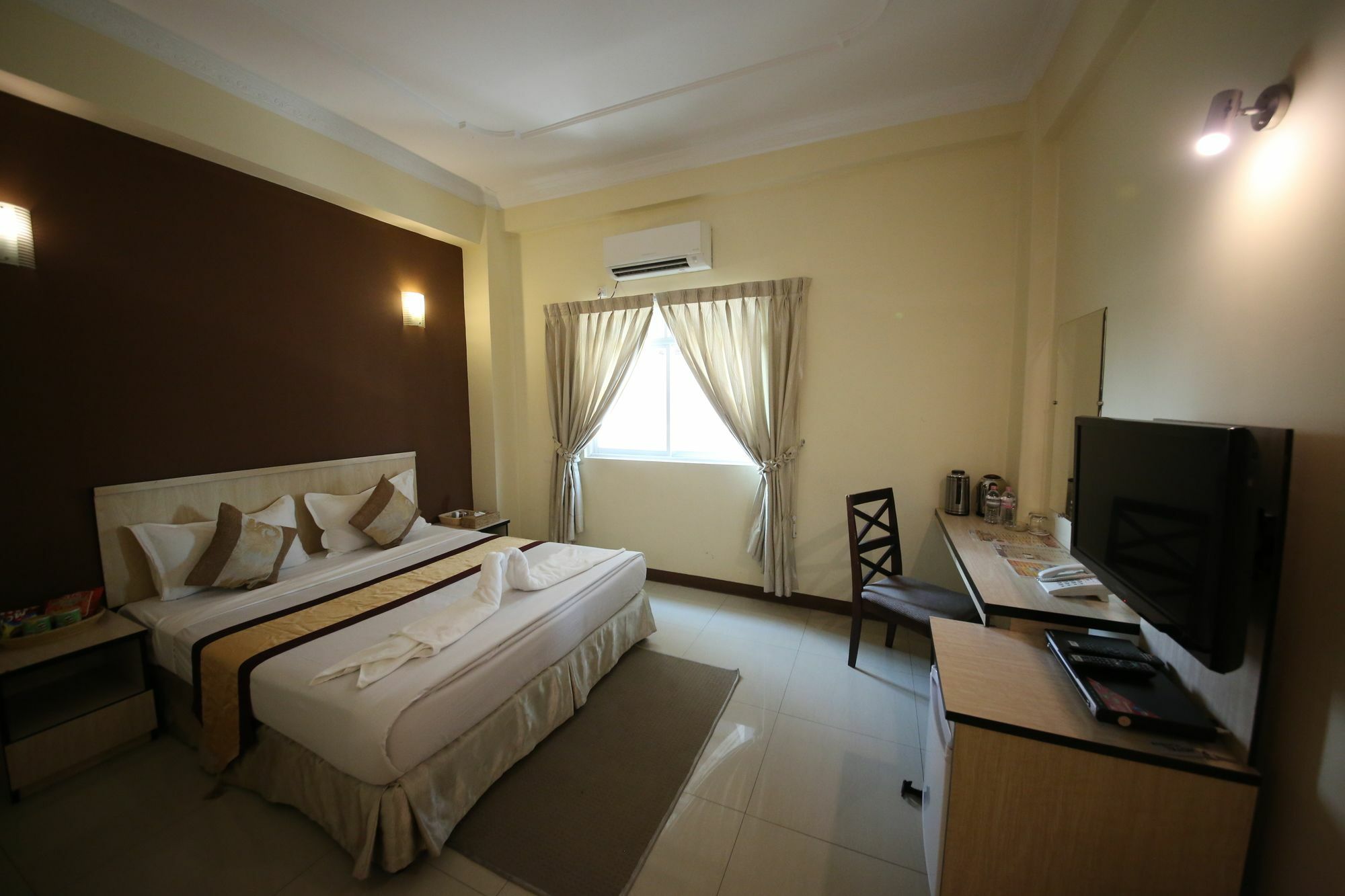 Hotel 72 Rangun Kültér fotó